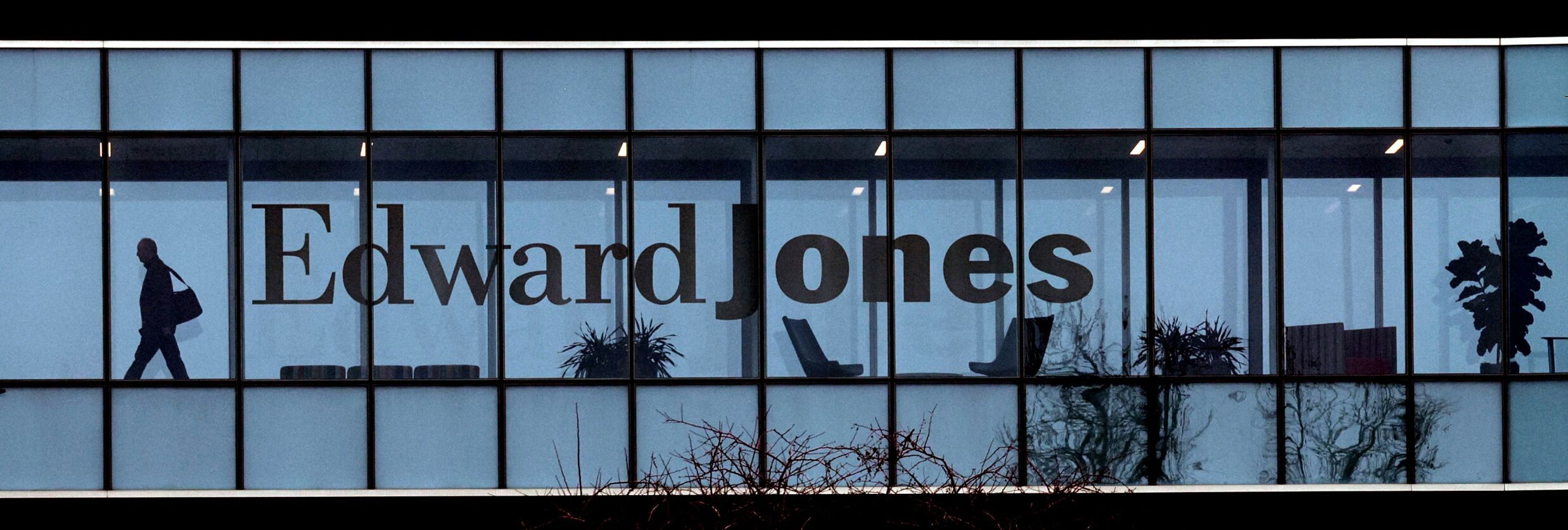 Edward Jones campuses in St. Louis